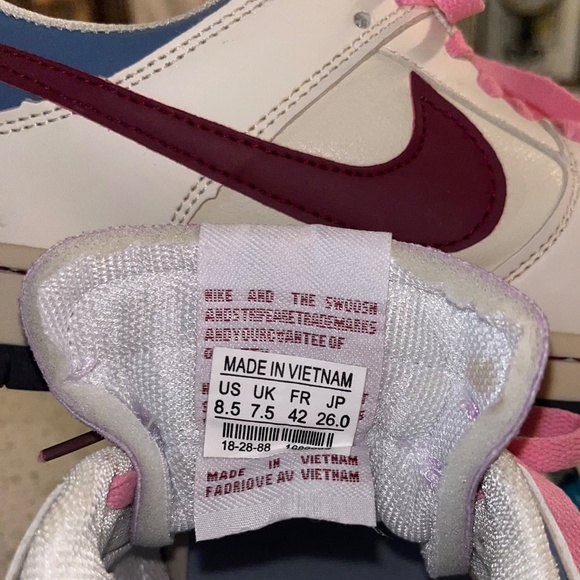 Nike SB Dunk Low Top Womens Sneakers Shoes. Size 8.5 - Picture 7 of 7